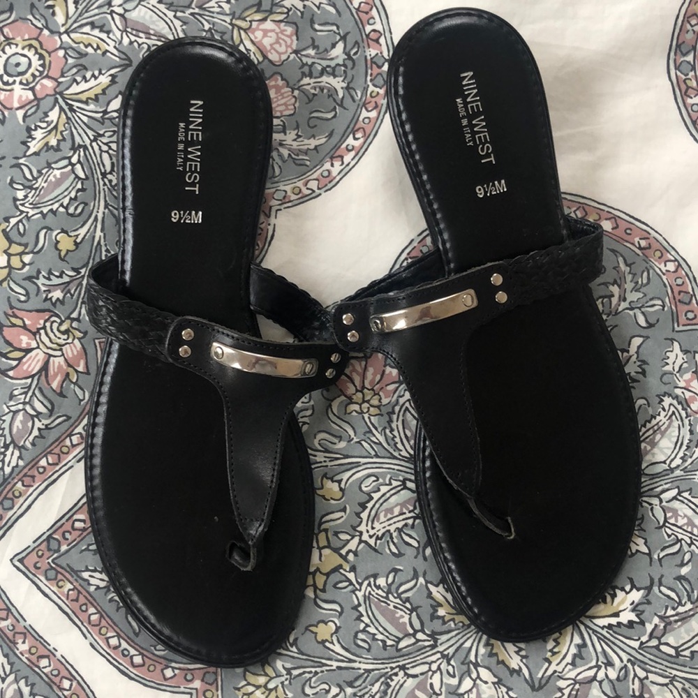 NINE WEST • sandals